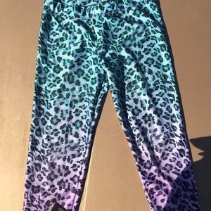 Leaped stripped pants